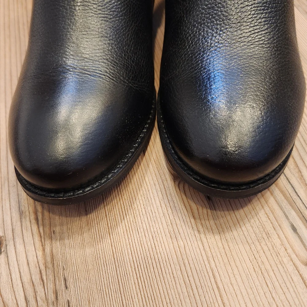 Softwalk NIB Rocklin Black Ankle Boot